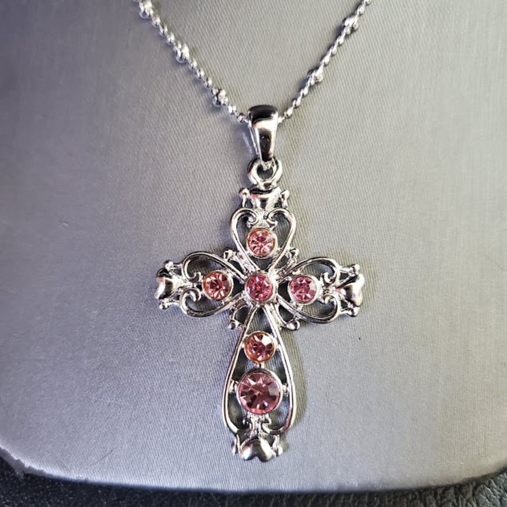 Cookie Lee Pink Rhinestone Filigree Cross Pendant Necklace Filigree Y2K Gothic - Picture 8 of 8